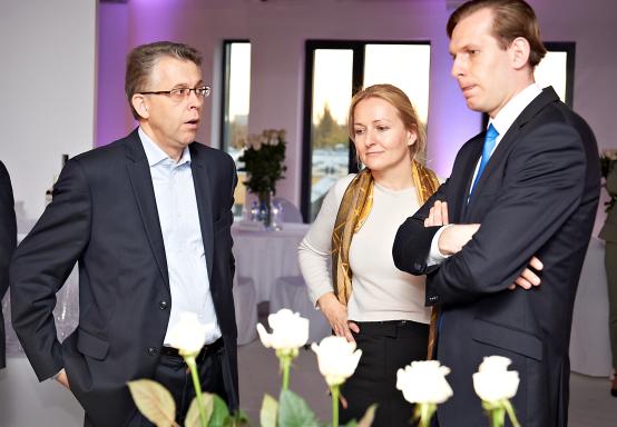 http://biurowce.net/pliki/artykuly/sky_office_center_zdjecia/locus1.JPG