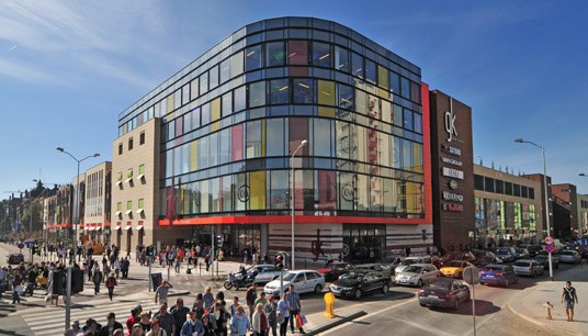 http://biurowce.net/pliki/artykuly/stadionnagrodzonyceeqa/GaleriaKaskadaSzczecin.jpg