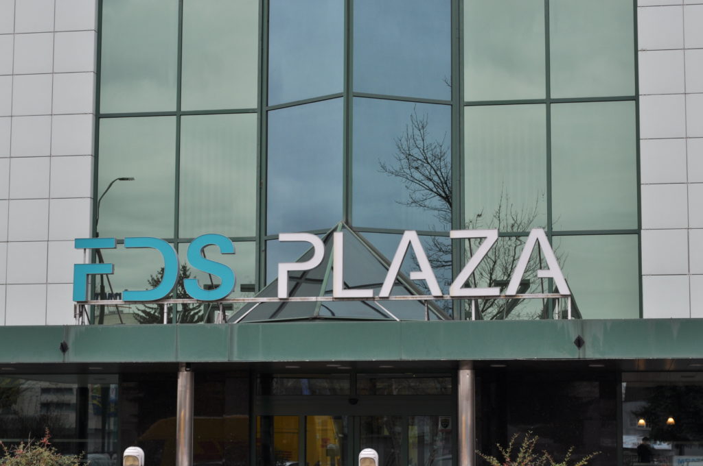 FDS Plaza wejście główne